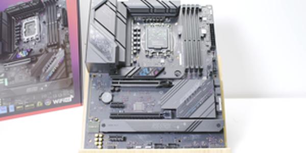 Asus rog strix b760 f gaming wifi motherboard 2