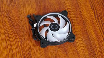 main photo Cooler Master Hyper 212 Halo CPU Cooler