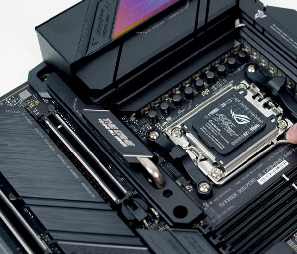 Kenmerken van de ROG Strix X670E-E